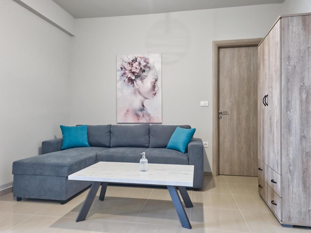 Epipleon Luxury Suites -106- Δωμάτιο 40Τμ Με Βεράντα 45Τμ Μπροστά Στην Θάλασσα Nafpaktos Luaran gambar